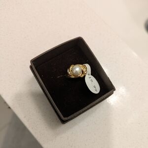 Vintage Coro Gold Plated Pearl Ring